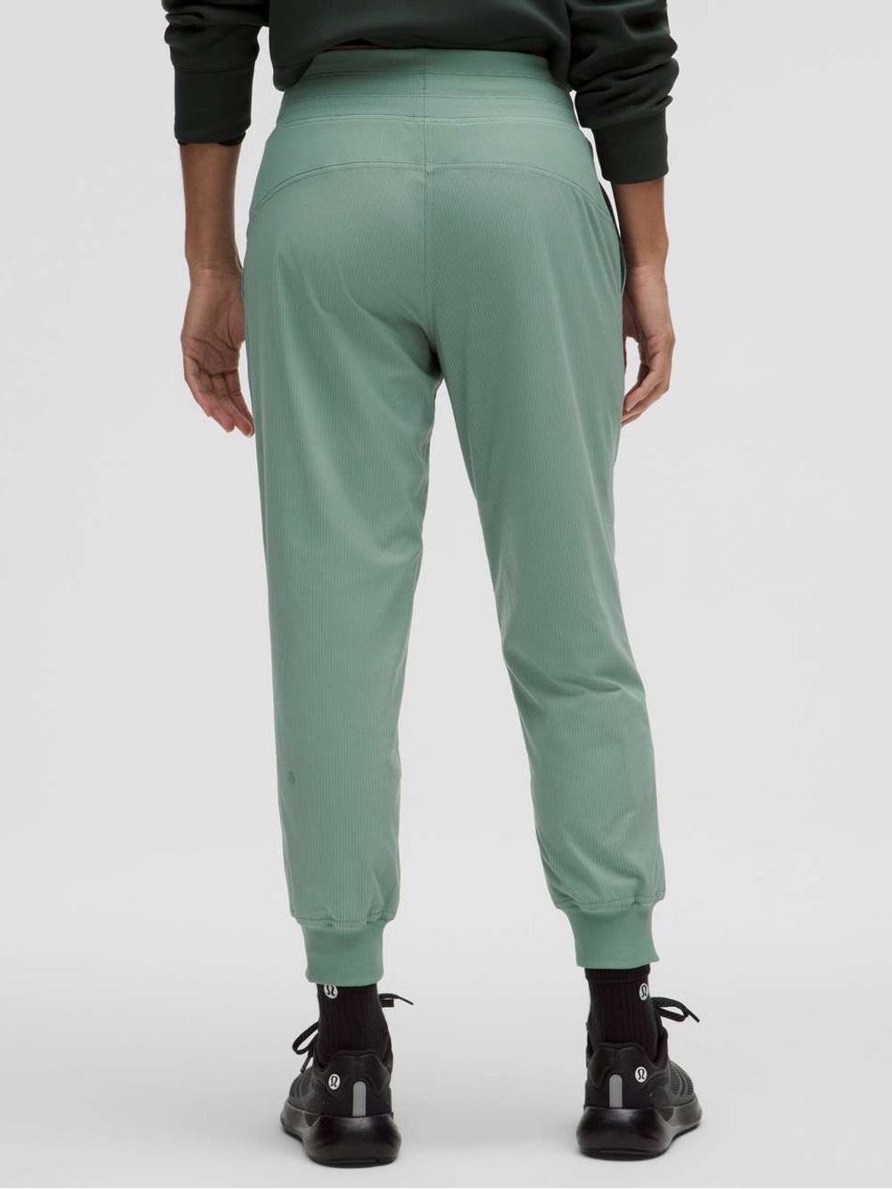 Lululemon Dance Studio Mid-Rise Lined Jogger 7/8 Length